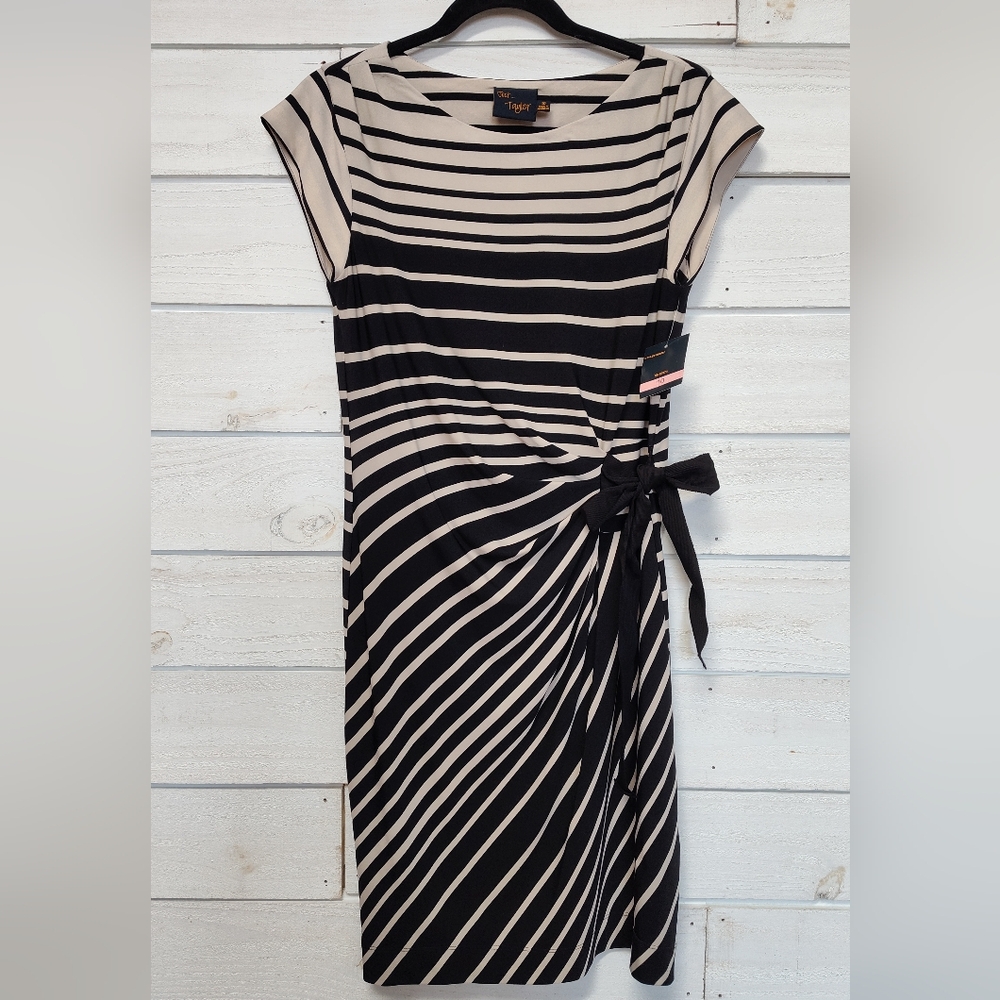 Just...Taylor faux wrap tie size 10 dress